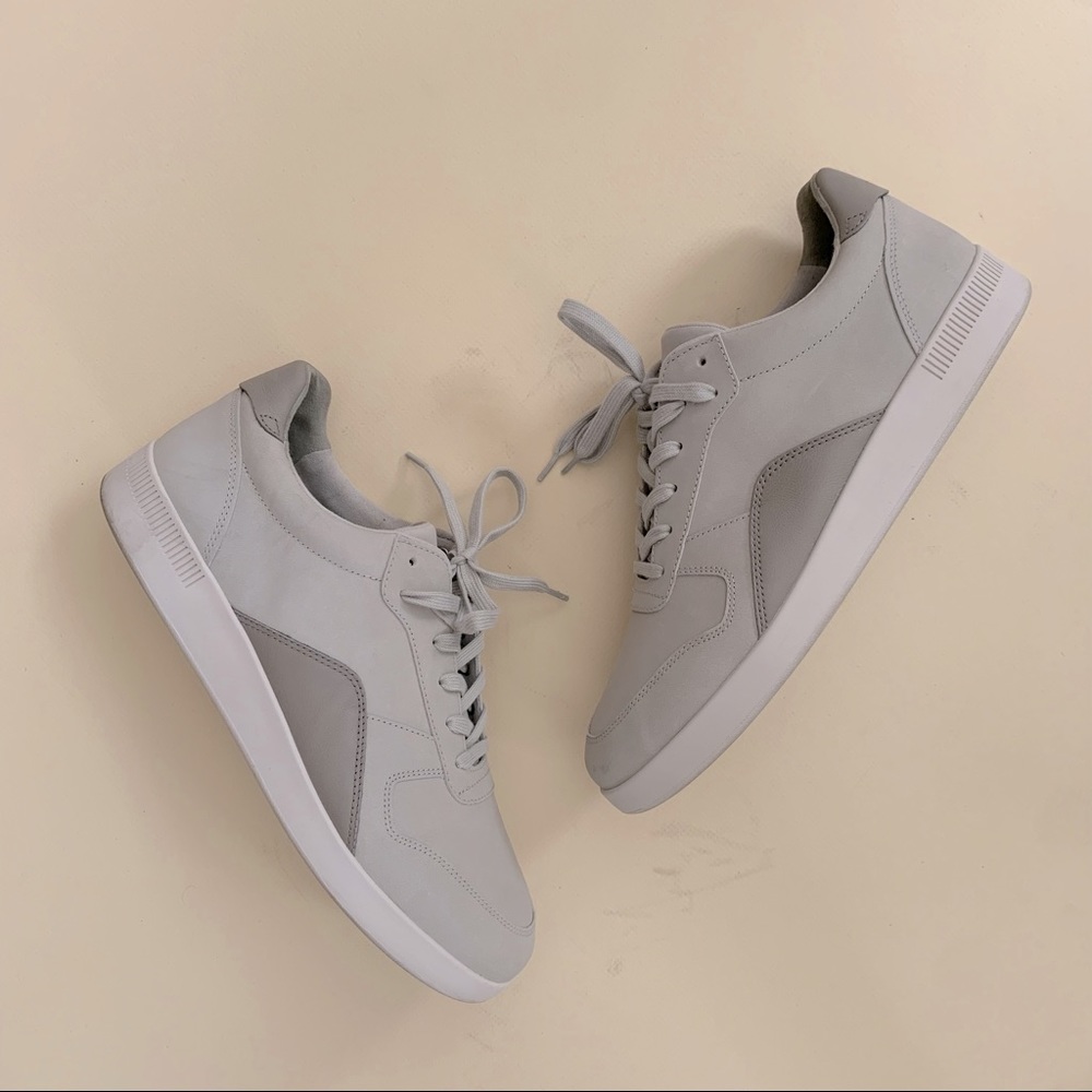 Everlane sneakers